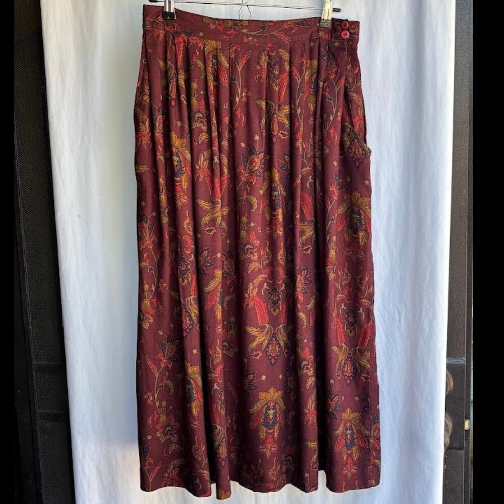 Vintage Maroon Paisley Rayon Midi Skirt Pleated Pockets - Fits Small/Medium